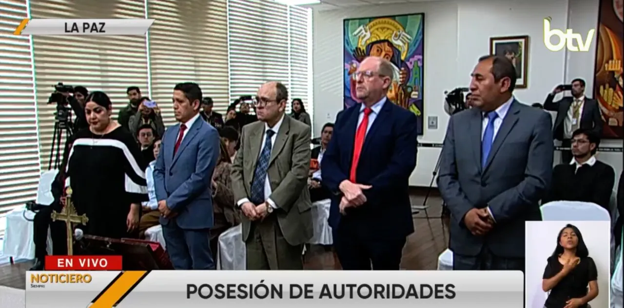 Aramayo ratifica a cuatro viceministros y posesiona a uno nuevo para Coordinación y Planificación