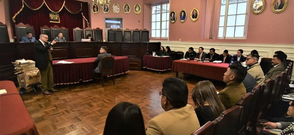 Dos exministros de Luis arce figuran como testigos de descargo de Zúñiga