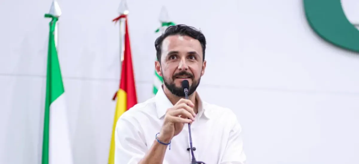Gobernador Velasco anuncia convenio con privados para importar gasolina y diésel “sin subsidio”