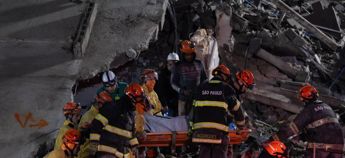 Hallan sin vida a una niña y sube a seis la cifra de fallecidos tras derrumbe de una construcción en Brasil
