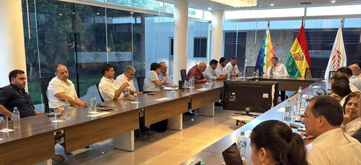 Agropecuarios declaran “estado de emergencia total” por diésel y anuncian monitoreo diario de la distribución de combustible