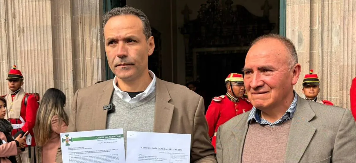 Cívico cruceño llega a La Paz para denunciar en la Contraloría a los “peces gordos” del contrabando de combustibles