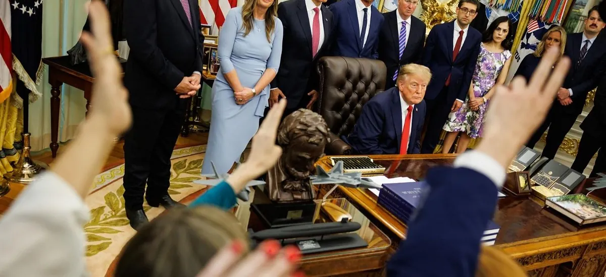La Casa Blanca impide acceso a periodistas de CNN y MS NOW tras la prohibición de Trump