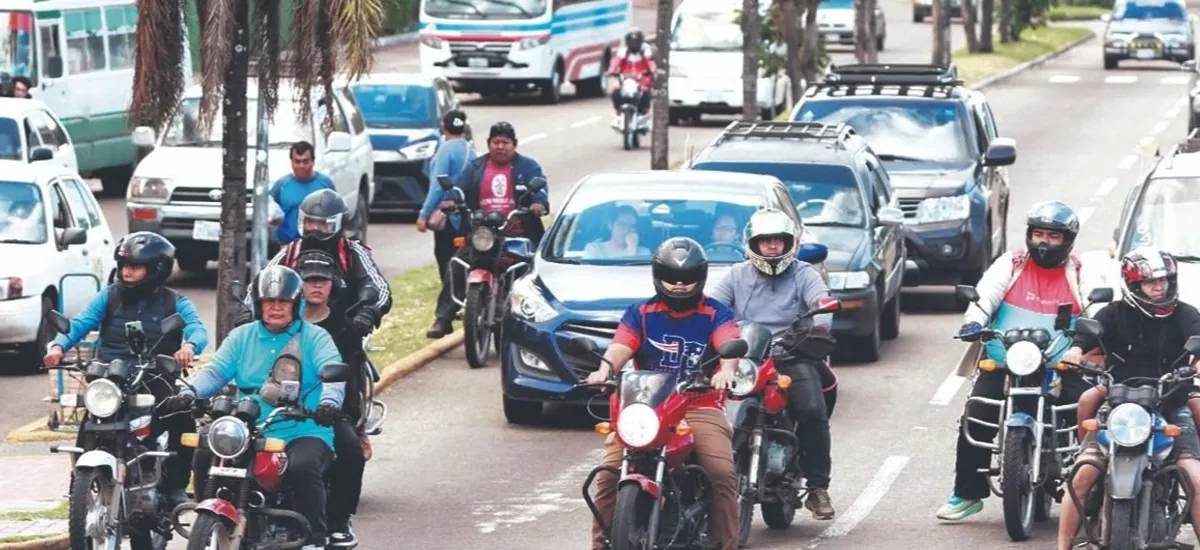 Las motos invaden las calles y provocan una de cada tres muertes en accidentes