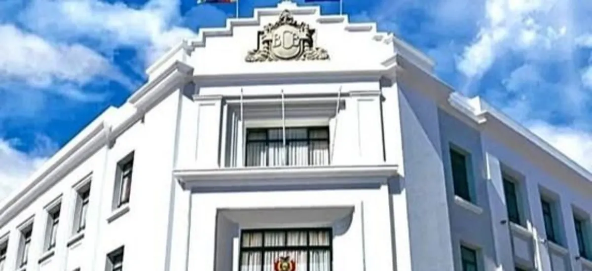 Gobierno decreta recepción de denuncias por cobros ilegales de dinero en la Fiscalía, Policía y Justicia