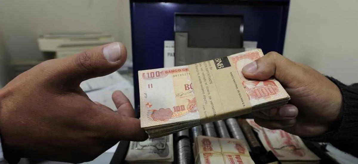¿Congelaron tu cuenta de banco? Estas son las 10 claves que debes conocer sobre estos casos y la retención de recursos