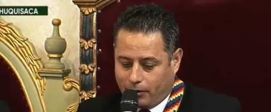 En Sucre, Lara le pide a Paz que tenga la 'valentía de decir la verdad' y que reconduzca a Bolivia