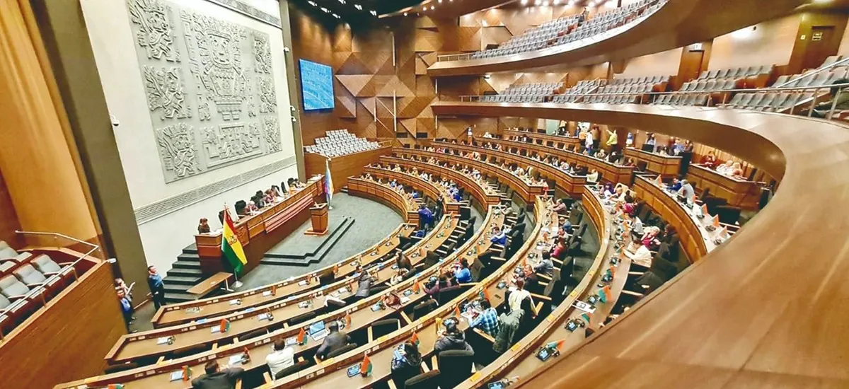 El Gobierno pide ampliar el estado de excepción y se abre un debate legal y político