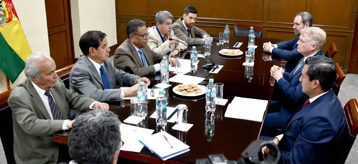 Bolivia coordina con la OEA una misión civil de policías para prevenir conflictos