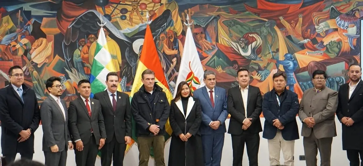 Alcaldes lograron compromiso de que el ahorro del diésel se distribuya a municipios
