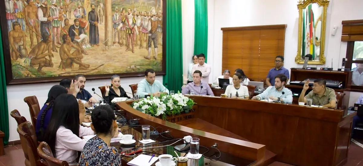 Entre vecinos y transportistas, la Comisión Mixta del Concejo analiza la tarifa del servicio público