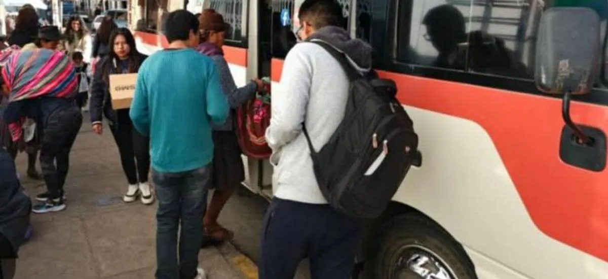 Sucre: Micros anuncian que la tarifa del pasaje se duplica de Bs 3 a Bs 6 tras eliminación de subvención al diésel