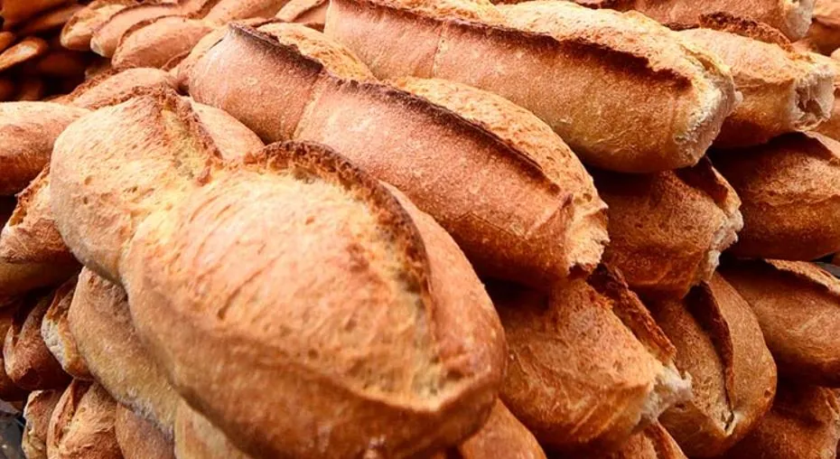 Panaderos buscarán que la emblemática marraqueta sea Patrimonio de la Humanidad
