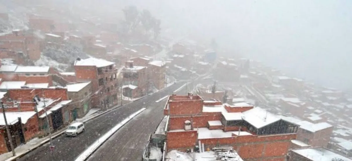 Rige alerta naranja por descenso de temperaturas y nevadas en varios departamentos del país