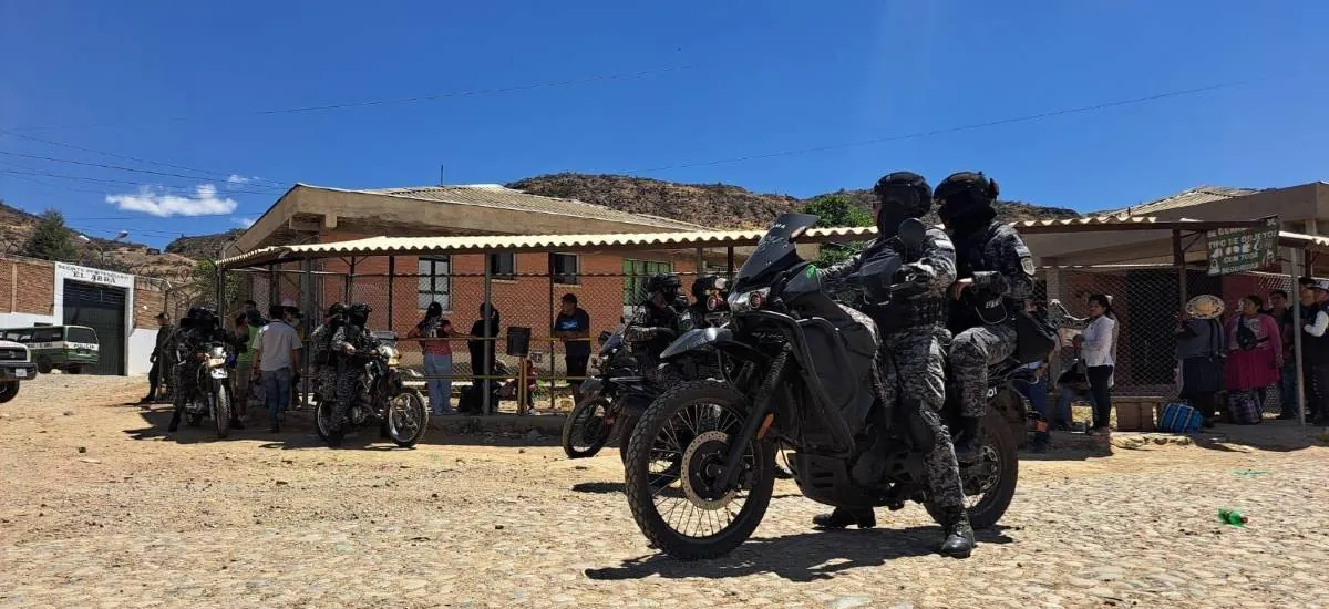 Zeballos llega a Cochabamba para ser recluido en El Abra mientras Aparicio ya está en Chonchocoro