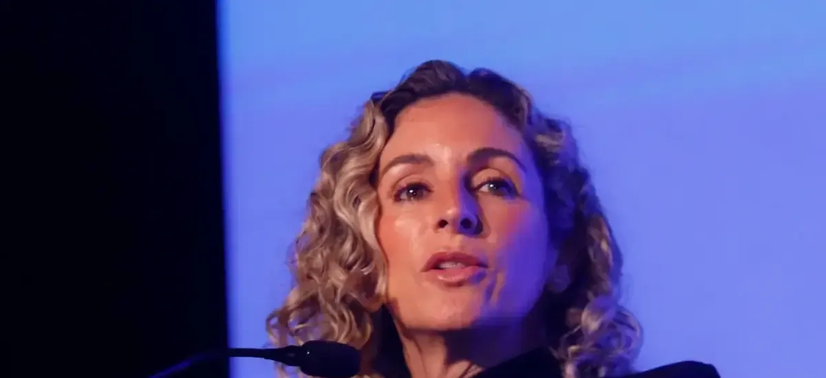 Fiscalía rechaza la denuncia presentada contra la esposa del presidente Rodrigo Paz