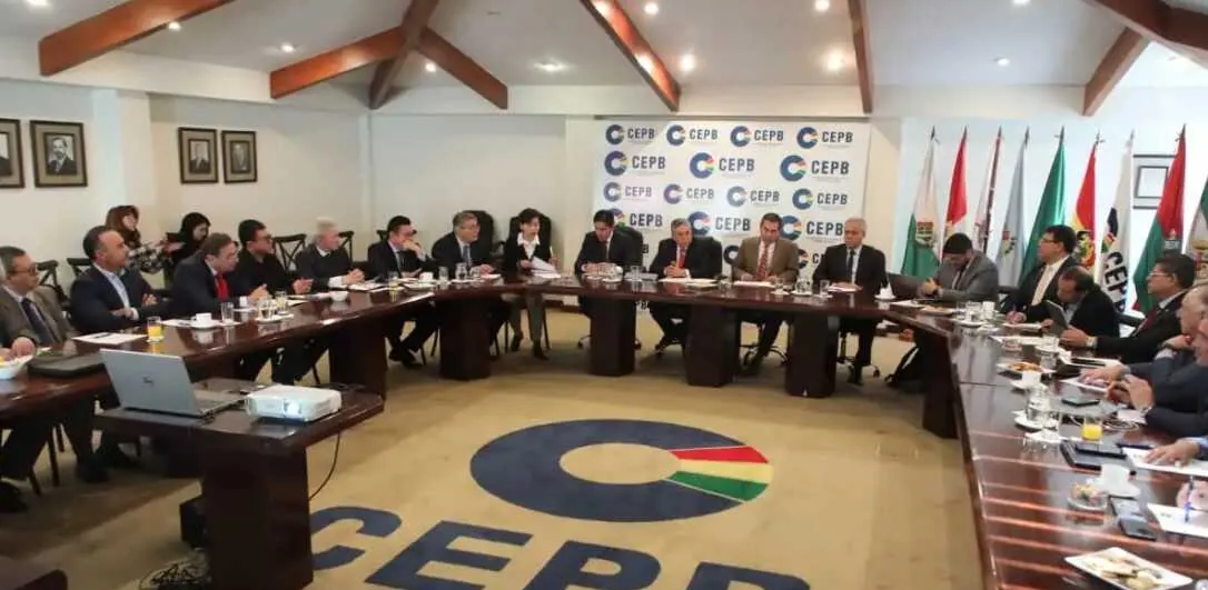 Privados advierten que diferir el pago de servicios básicos pondría en riesgo a las empresas