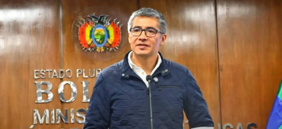 Gobierno espera crédito de hasta $us 2.800 millones del FMI, según ministro