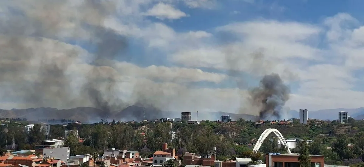 Incendios se descontrolan y generan preocupación en barrios de la ciudad de Tarija