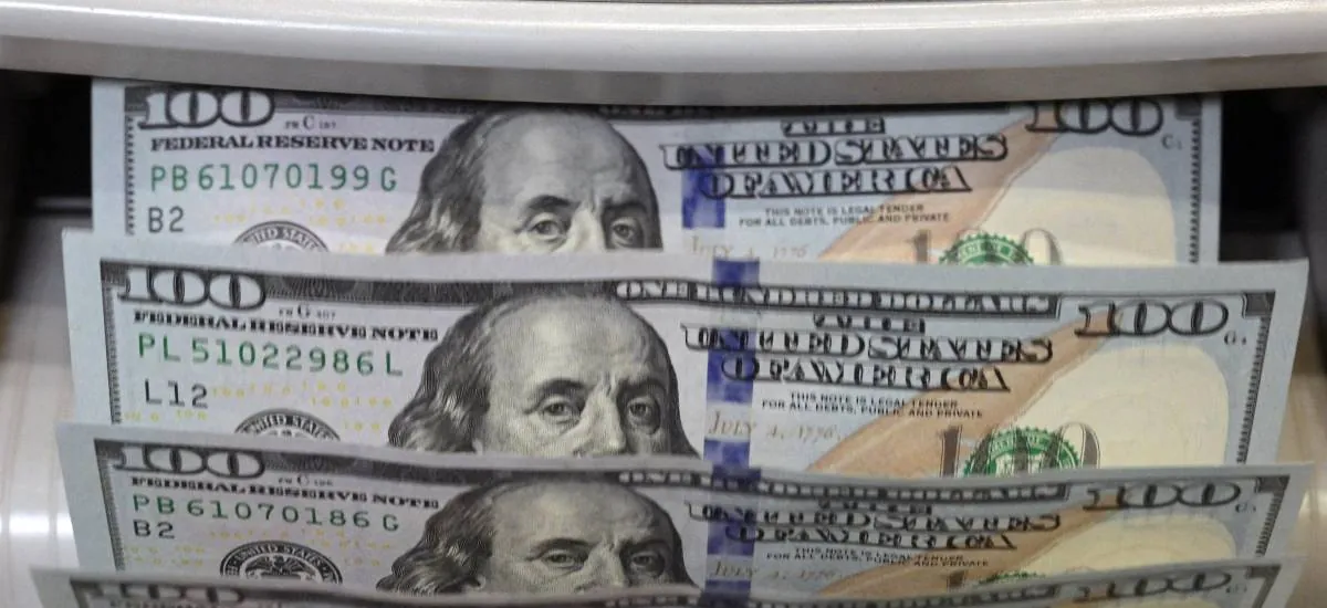 Nueva caída pronunciada del dólar: La cotización para este miércoles es de Bs 10,15