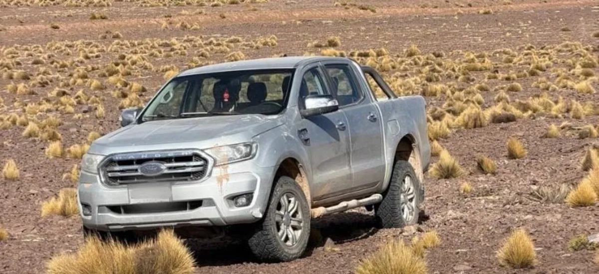 Boliviano es capturado en Chile con tres vehículos robados en persecución
