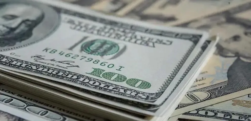 BCB oferta dólares a la banca con base en un reglamento que dispone “preservar la estabilidad” del boliviano