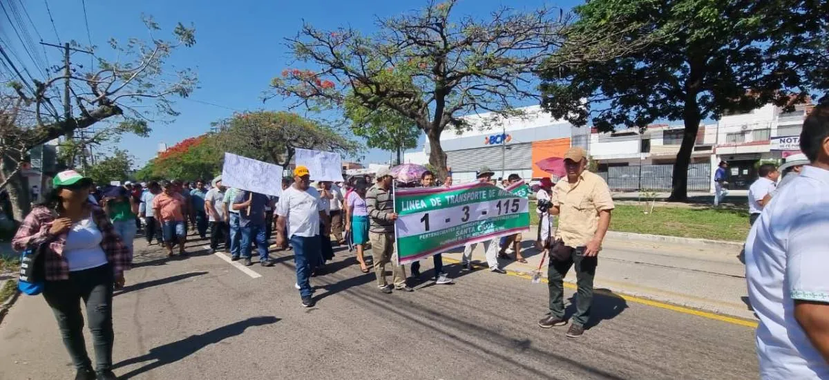 Santa Cruz: Saavedra califica de “abuso” el paro de transporte y anuncia proyecto de ley para sanciones