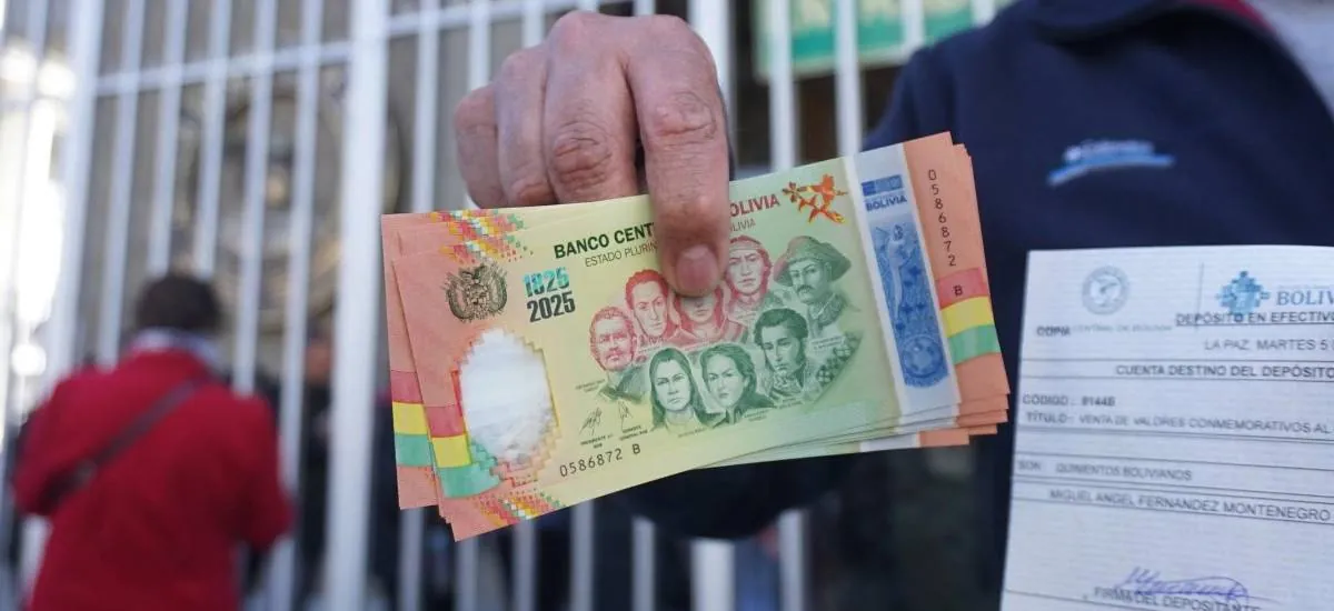 Gobierno denuncia daño económico por los billetes del Bicentenario: “Menos del 4% han sido vendidos”