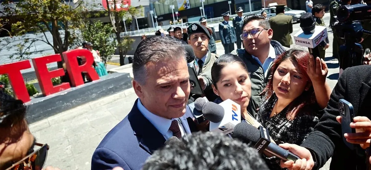 Mariaca y Zeballos enfrentan imputación y no se descarta solicitud de extradición, indica el Gobierno