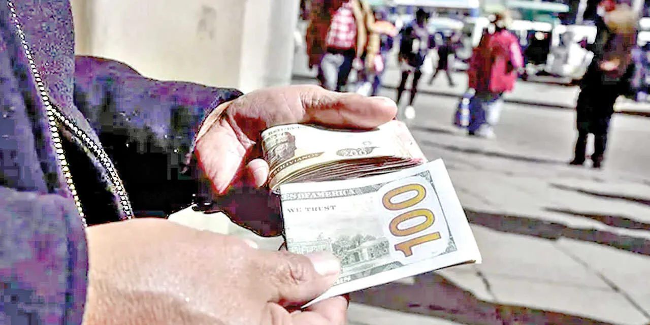 Desde este miércoles, ahorristas pueden empezar a retirar dólares de los bancos