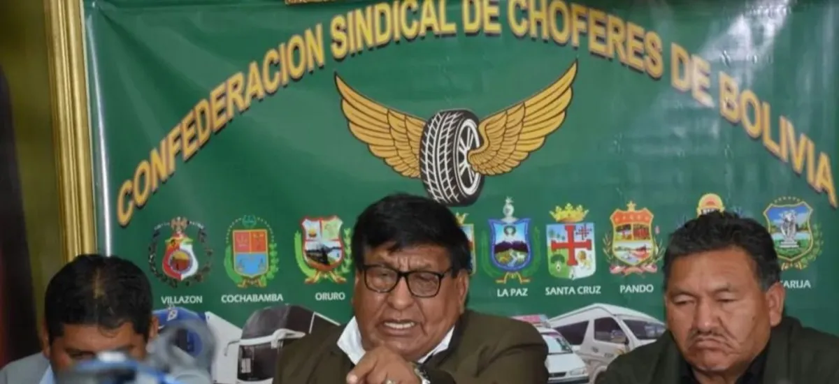 Transporte entra en ampliado con tres posturas: estudio de costos, abrogar el decreto y revisar el pasaje
