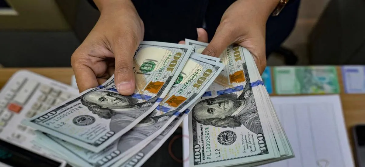 El dólar oficial supera los Bs 11 para este jueves 23 de julio