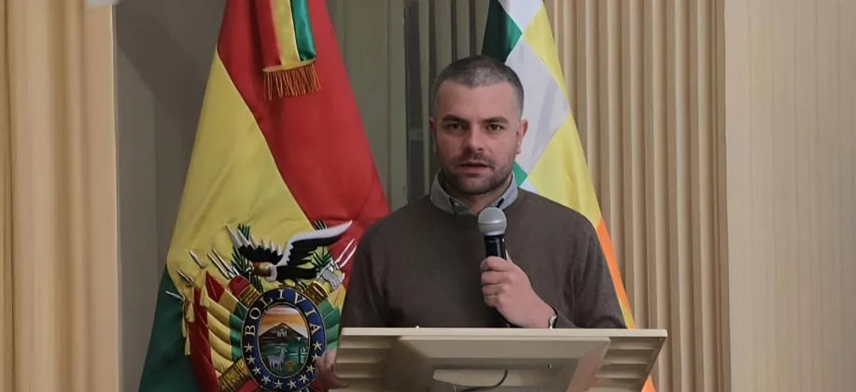 Senador de Libre: “El Gobierno va a intentar la política de la preventa, incluso de la coima”, para aprobar leyes