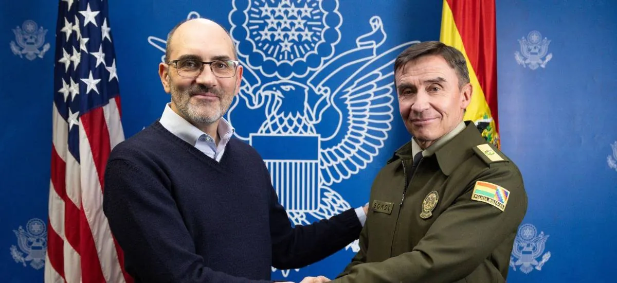 Sokol se reúne con el Encargado de Negocios de EEUU en Bolivia