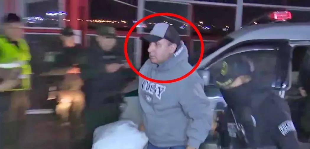 Cerimedo llegó a Viru Viru sin manillas para ser llevado a La Paz y ser recluido en Chonchocoro