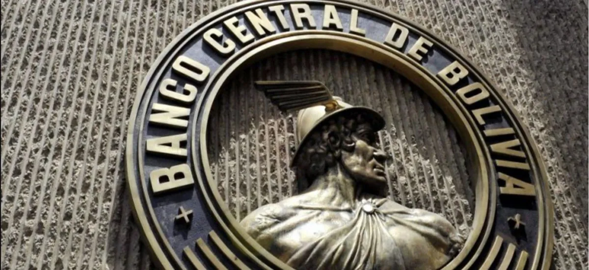 La retención del 3% solo afecta a los bancos, no a los usuarios, aclara un expresidente del BCB