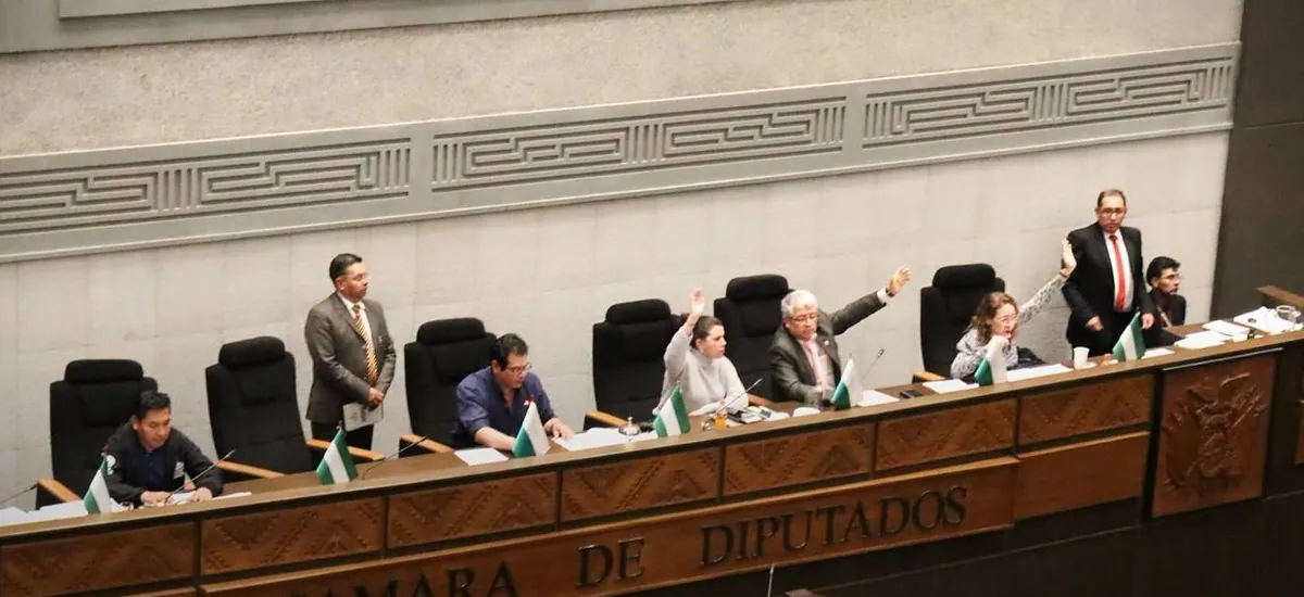 Diputados aprueban crédito del FMI y lo derivan al Senado