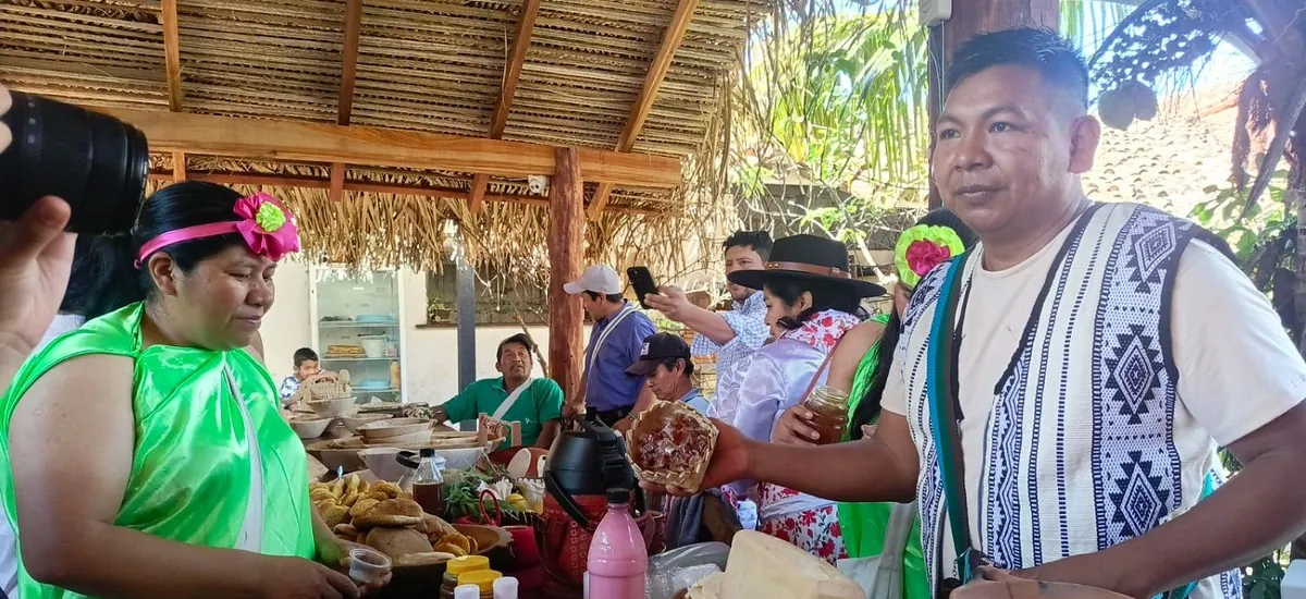 Chiquitanos y guaraníes comparten un intercambio cultural en Concepción
