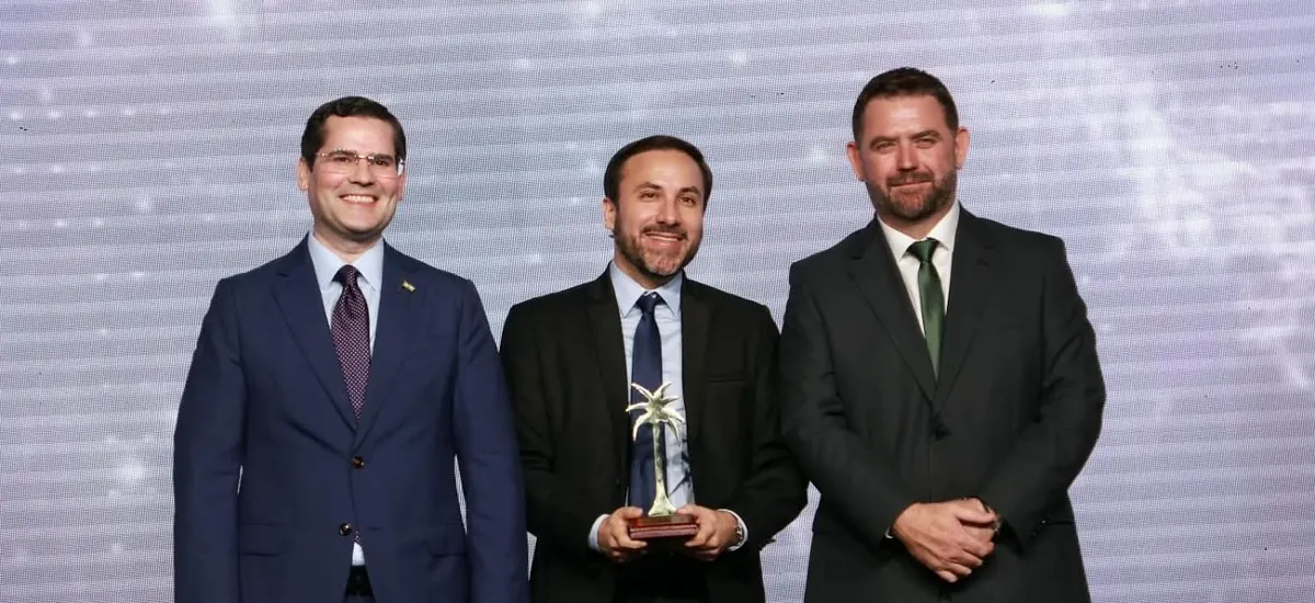 EL DEBER recibe la Palmera Dorada como mejor medio de comunicación en Expocruz 2026