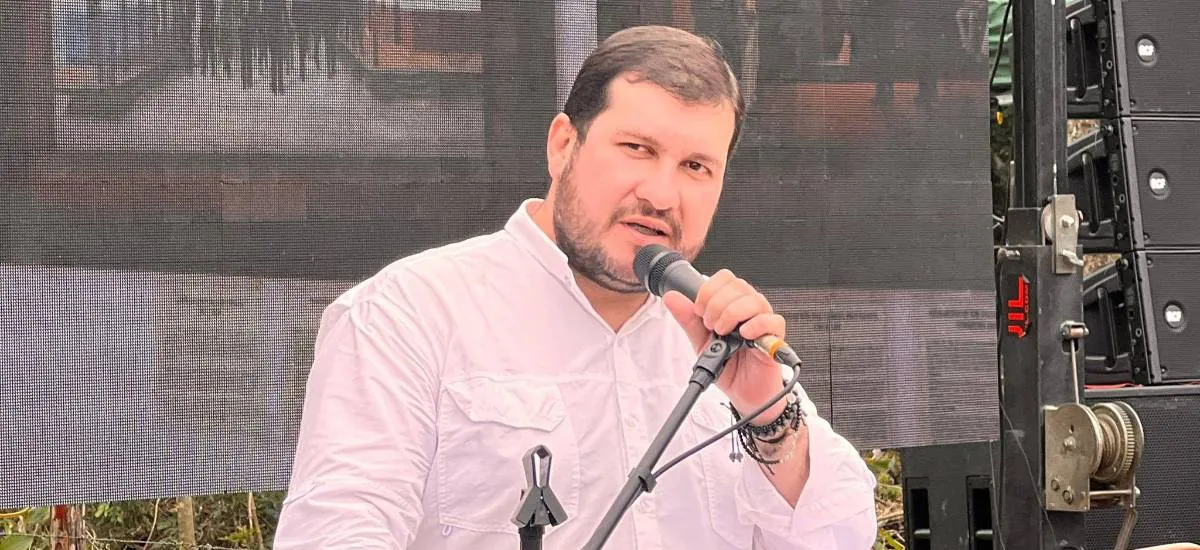 Cívicos: “Cómo se va a pedir a un policía que agarre a Evo cuando el comandante tiene la osadía de decir que no es prioridad”
