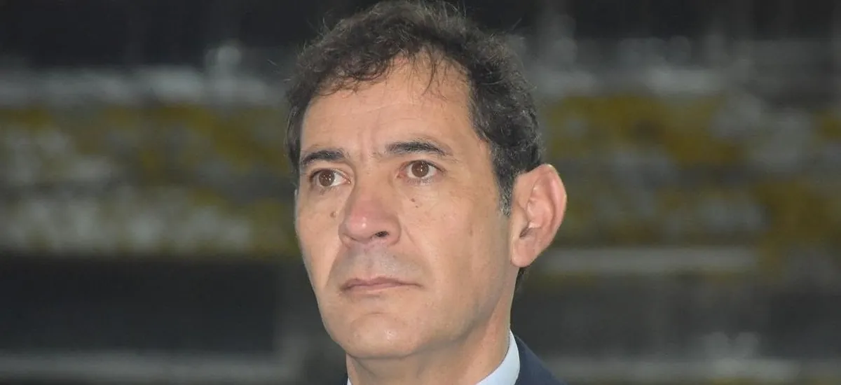 Vocal recuerda que toda reforma constitucional debe concluir en un referéndum
