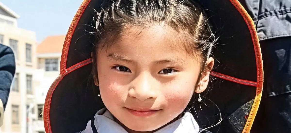 Niña de 9 años desaparece tras salir de una iglesia en El Alto; su hermana menor fue encontrada un día después en Viacha