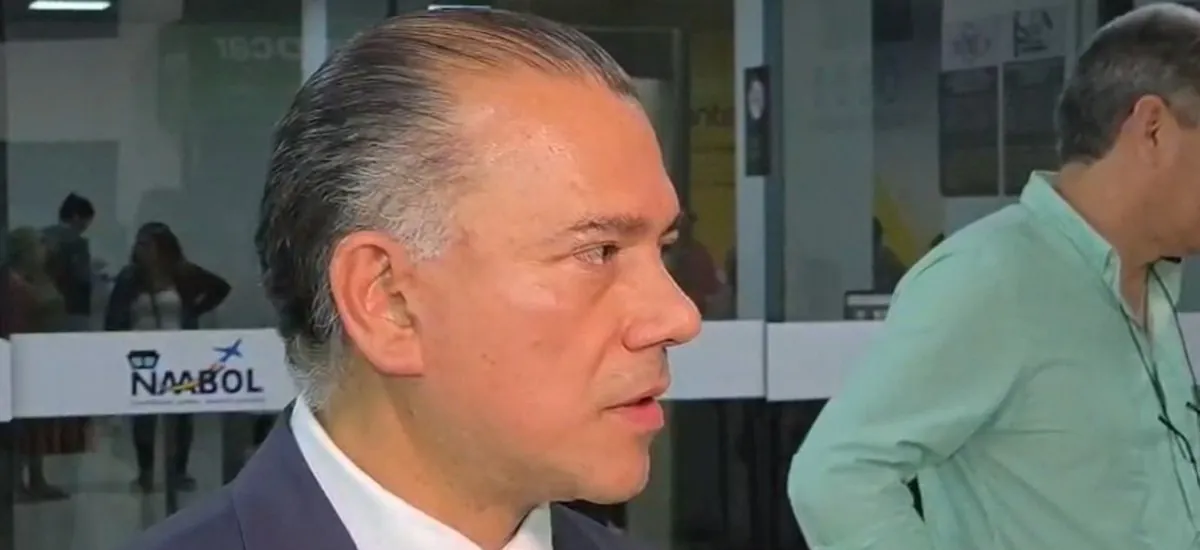 Jimmy López promete acelerar los casos de alto impacto y anuncia una evaluación en la Fiscalía de Santa Cruz