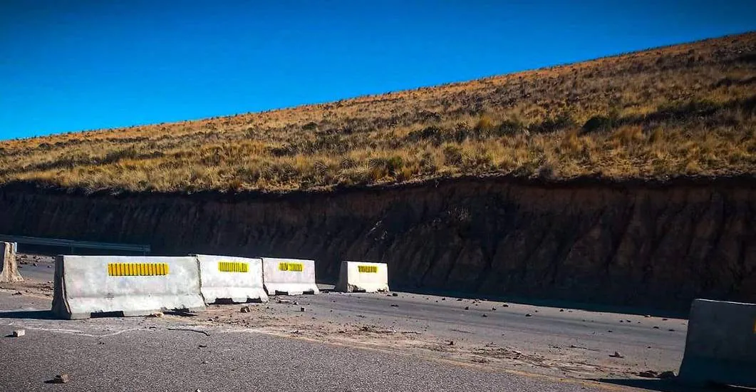 Gobierno: Daños a carreteras durante los bloqueos en Bolivia ascienden a Bs 150 millones