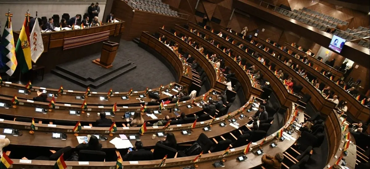 Legislativo instala sesión para interpelar al ministro de Gobierno por el narcotráfico