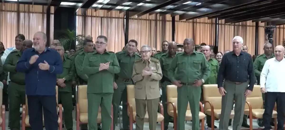 Raúl Castro reaparece en un acto público en Cuba tras los rumores sobre su estado de salud