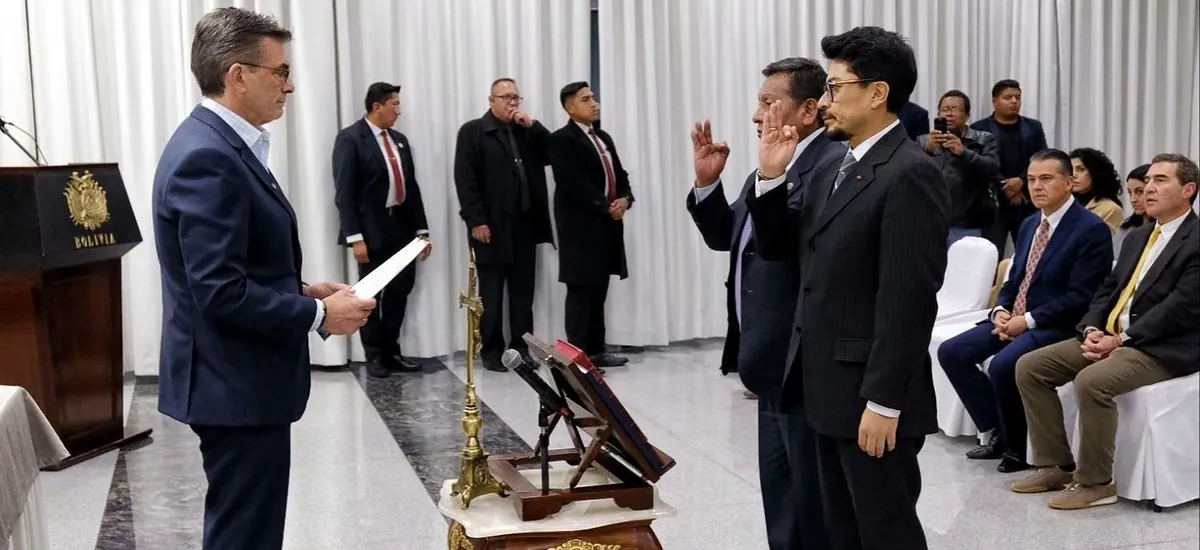 El decreto 5675 que reformula el gabinete crea cuatro superministerios