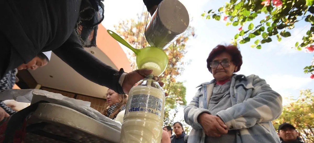 Lecheros de Cochabamba prevén un alza de hasta 40% en el precio de la leche desde octubre