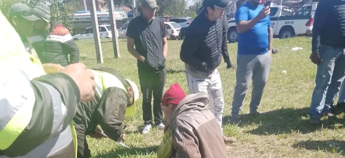 Madre del bebé que cayó de un torito cumplirá detención domiciliaria