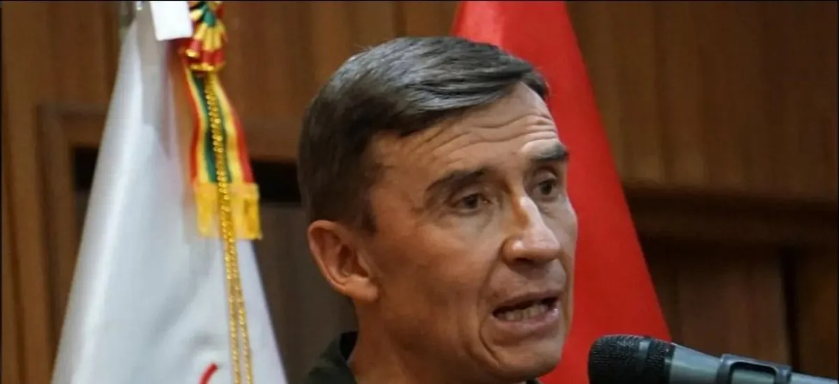 Fiscalía cita a declarar al comandante General de la Policía Boliviana por fuga de reos extranjeros